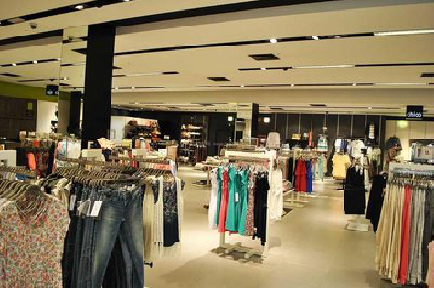 黄陵商场里的店面怎么装修？